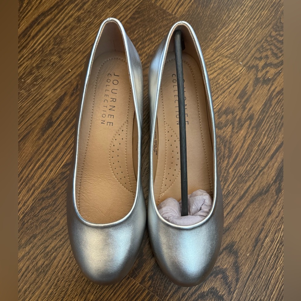 Journee Collection Metallic Silver Low Heels